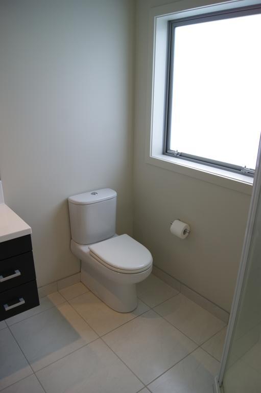 Waihi Beach Getaway-Studio, Ensuite & Private Deck Buitenkant foto